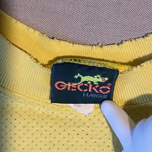 Gecko Hawaii T Shirt M Yellow Mesh Surf Skate Happy Shirts USA 90s Vtg Thrashed